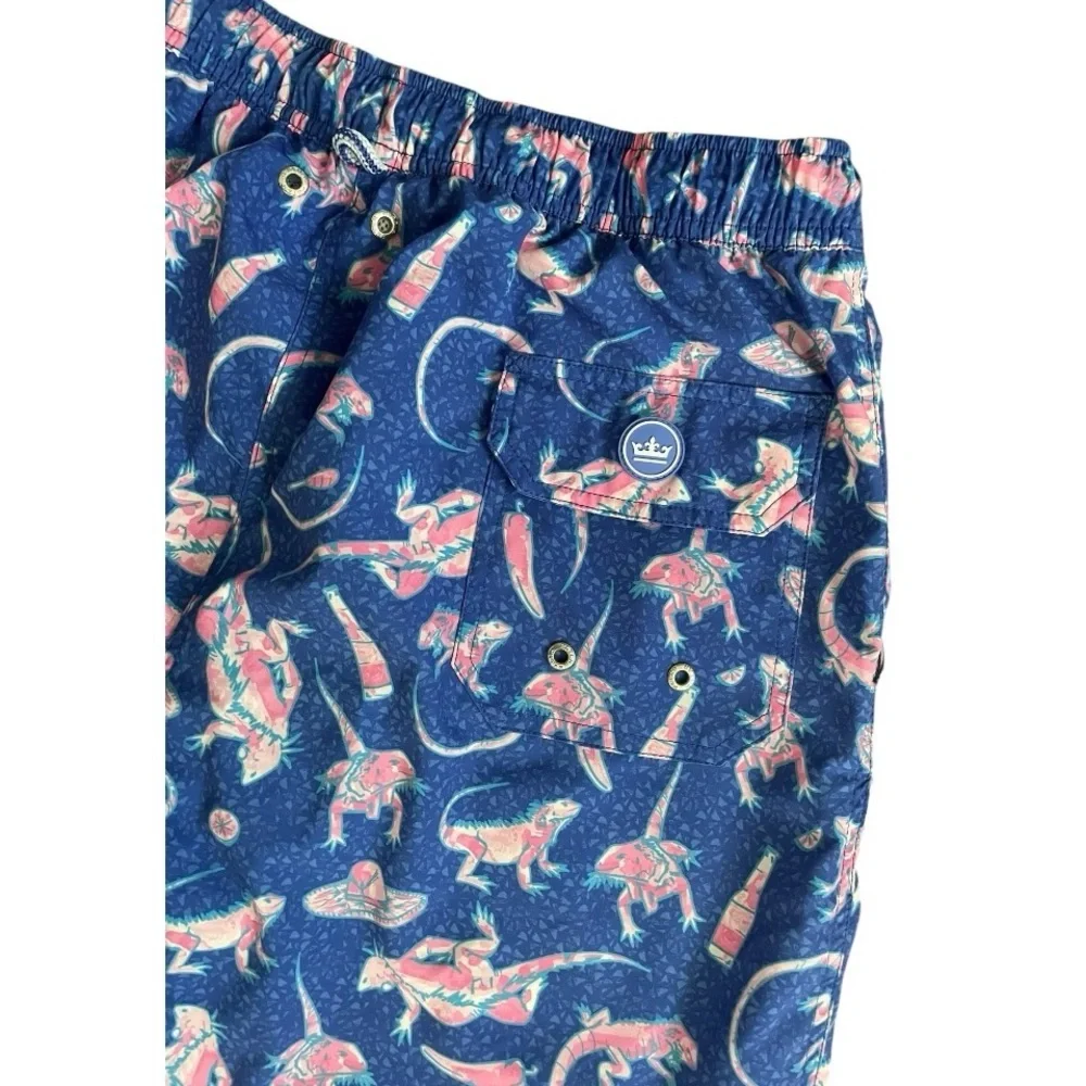 Peter Millar Seaside Collection Swim Trunks Mens Medium Lizard gecko Print Lined
